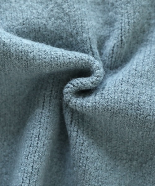 select MOCA(セレクトモカ)の「リンキングオーバーサイズタートルニット(ニット/セーター・レディース・アッシュグレー/ブラック/ブラウン/アイボリー/ダークブルー・FREE)」の16枚目の写真