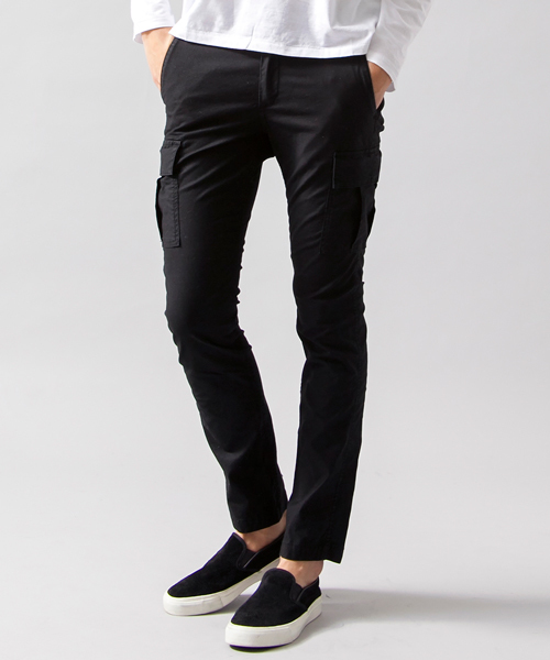 BEAUTY&YOUTH UNITED ARROWS（ビューティーアンドユースユナイテッドアローズ）の「by オーバーダイ サテン 6ポケット パンツ◆（カーゴパンツ・メンズ・ブラック/オリーブ・X-LARGE/SMALL/MEDIUM/LARGE）」の3枚目の写真