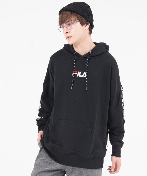 FILA(フィラ)の「【FILA/フィラ】WEB限定 別注 ビックシルエット ロゴテープ スウェット プルパーカー(パーカー・メンズ・ブラック/ホワイト/杢グレー・M/L/LL/5L/3L/4L)」の9枚目の写真