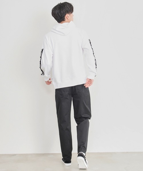 FILA(フィラ)の「【FILA/フィラ】WEB限定 別注 ビックシルエット ロゴテープ スウェット プルパーカー(パーカー・メンズ・ブラック/ホワイト/杢グレー・M/L/LL/5L/3L/4L)」の22枚目の写真