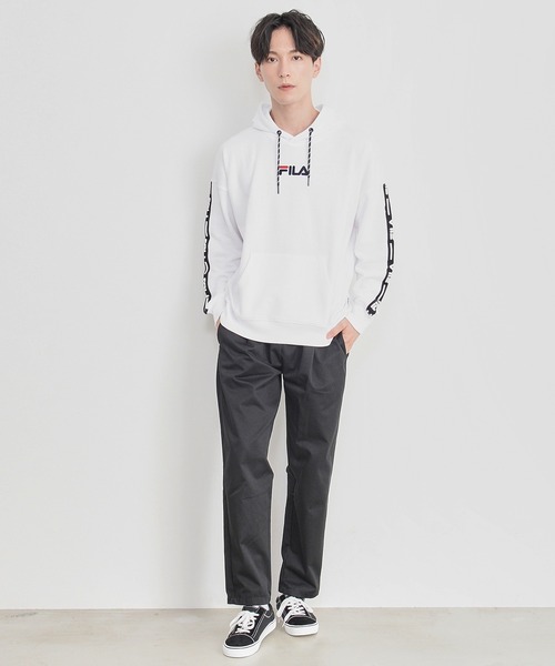 FILA(フィラ)の「【FILA/フィラ】WEB限定 別注 ビックシルエット ロゴテープ スウェット プルパーカー(パーカー・メンズ・ブラック/ホワイト/杢グレー・M/L/LL/5L/3L/4L)」の20枚目の写真