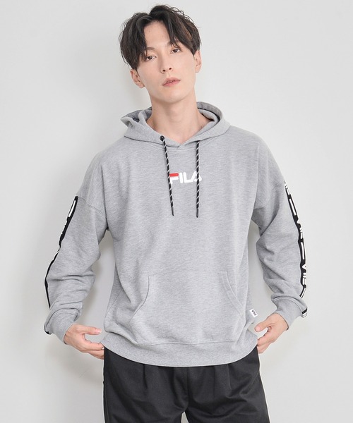 FILA(フィラ)の「【FILA/フィラ】WEB限定 別注 ビックシルエット ロゴテープ スウェット プルパーカー(パーカー・メンズ・ブラック/ホワイト/杢グレー・M/L/LL/5L/3L/4L)」の16枚目の写真