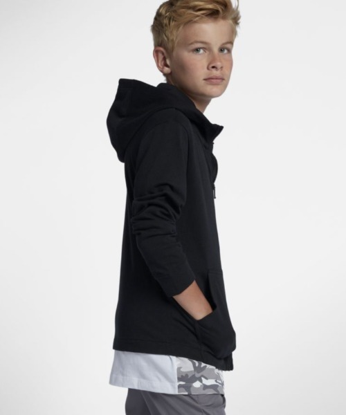 NIKE(ナイキ)の「ナイキ NIKE YTH フルジップ ジャージ フーディ(スウェット・キッズ・ブラック・130cm/140cm/150cm/160cm)」の4枚目の写真