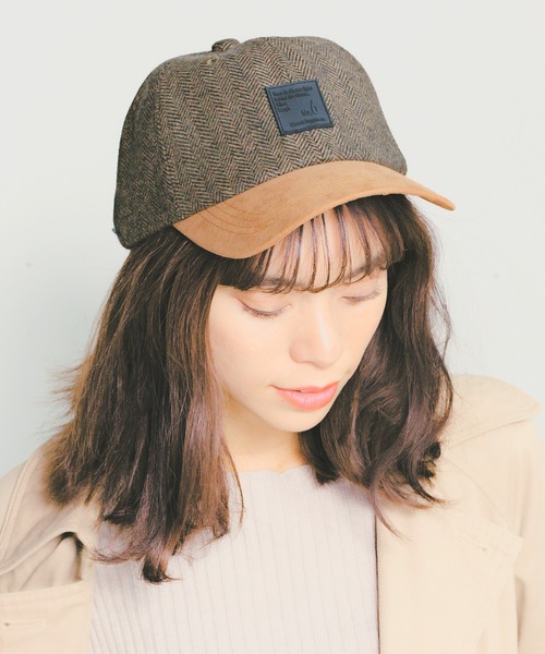 14+（イチヨンプラス）の「ヘリンボーンスエードローキャップ（キャップ・レディース・ブラック/ベージュ/ネイビー・FREE）」の2枚目の写真