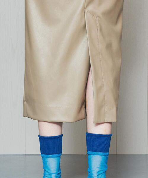 H　BEAUTY&YOUTH UNITED ARROWS（エイチビューティーアンドユースユナイテッドアローズ）の「＜H＞FAKE LEATHER TIGHT SKIRT/スカート（スカート・レディース・ベージュ/ブラック・MEDIUM/SMALL）」の15枚目の写真