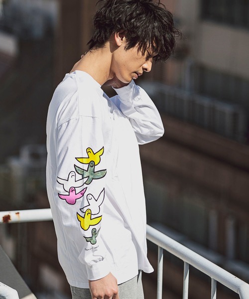 Mark Gonzales（マーク・ゴンザレス）の「Mark Gonzales(マーク ゴンザレス)エンジェルプリントロングスリーブカットソー×2type（Tシャツ/カットソー・メンズ・ホワイト系2/ブラック系1/ブラック系2/ホワイト系1・XL/L/M）」の19枚目の写真
