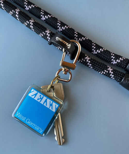 bpr BEAMS（ビーピーアール ビームス ）の「Extended Photographic Material / YOSEMITE MOBILE STRAP▲（スマホグッズ・メンズ・ブラック/グレー/カーキ/オレンジ/その他・ONE SIZE）」の8枚目の写真