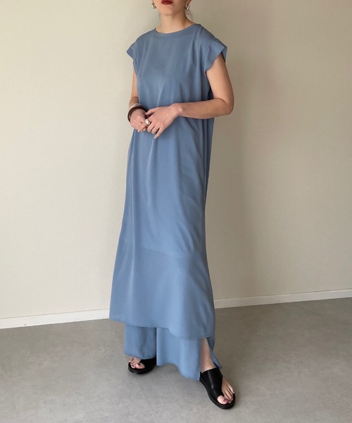 y/m by misato（イムバイミサト）の「楊柳ワンピース（ワンピース・レディース・アイボリー/ダークブルー・FREE）」の2枚目の写真