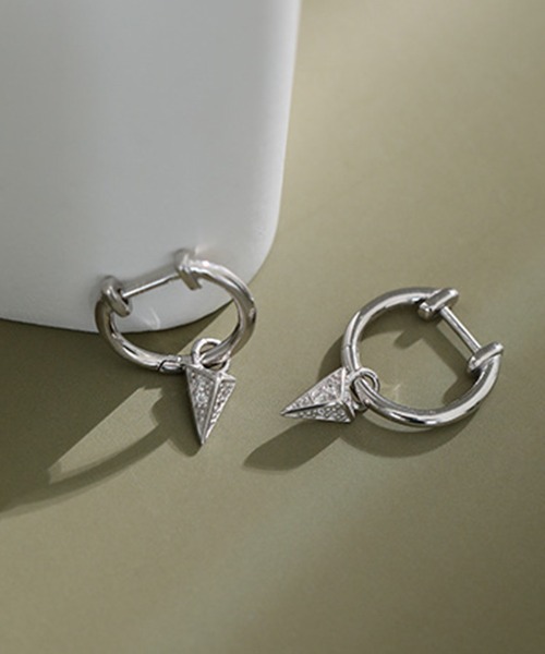 8(eight)(エイト)の「silver925 ピアス(ピアス(両耳用)・メンズ・C/D/F/G/H/I/J/K/L/M/O/P/A/B/E/Q/N・FREE)」の12枚目の写真