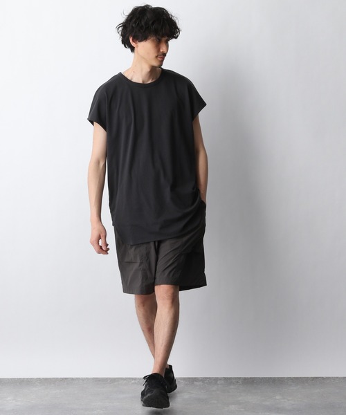 GLOBAL WORK（グローバルワーク）の「【スポーツライン】リバーシブルノースリーブプルオーバー/939011（Tシャツ/カットソー・メンズ・ホワイト/ブラック・MEDIUM/LARGE）」の11枚目の写真