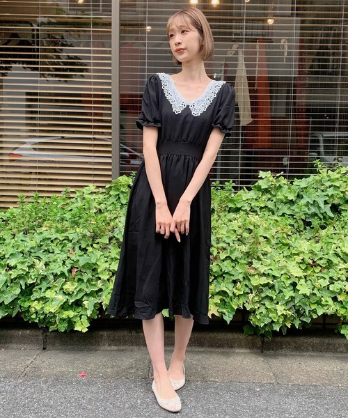 titty＆Co. PETIT（ティティアンドコープティ）の「【titty&Co.PETIT】レースカラーミディワンピース（ワンピース・レディース・ブラック・SMALL/MEDIUM）」の4枚目の写真