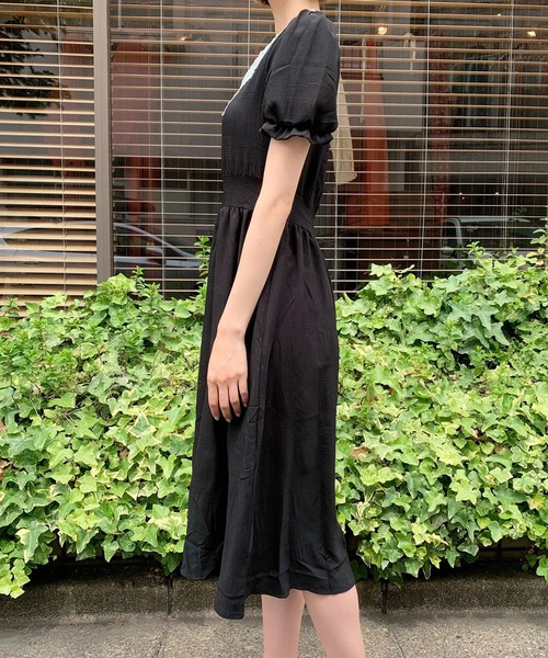 titty＆Co. PETIT（ティティアンドコープティ）の「【titty&Co.PETIT】レースカラーミディワンピース（ワンピース・レディース・ブラック・SMALL/MEDIUM）」の6枚目の写真