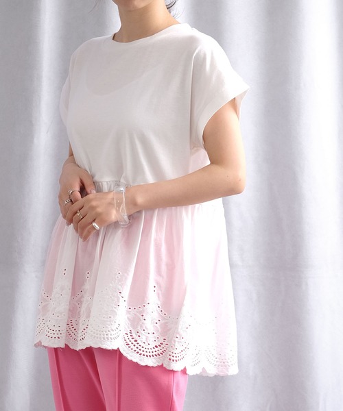 ＡＮＤＪ（アンドジェイ）の「ウエスト切替スカラップ刺繍フレンチ袖ペプラムトップス（Tシャツ/カットソー・レディース・ブラック/ホワイト・M）」の4枚目の写真