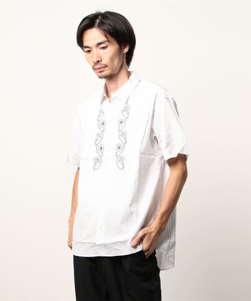 Uncut Bound(アンカットバウンド)の「ritrovo(リトロボ)刺繍シャツ(シャツ/ブラウス・メンズ・ホワイト/ブルー・FREE)」の1枚目の写真