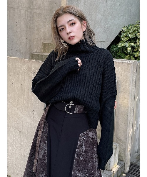 ENVYM（アンビー）の「クラッシュ２Ｗａｙニット（ニット/セーター・レディース・ホワイト/ブラック/モカ・FREE）」の2枚目の写真