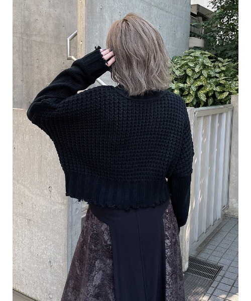 ENVYM（アンビー）の「クラッシュ２Ｗａｙニット（ニット/セーター・レディース・ホワイト/ブラック/モカ・FREE）」の6枚目の写真