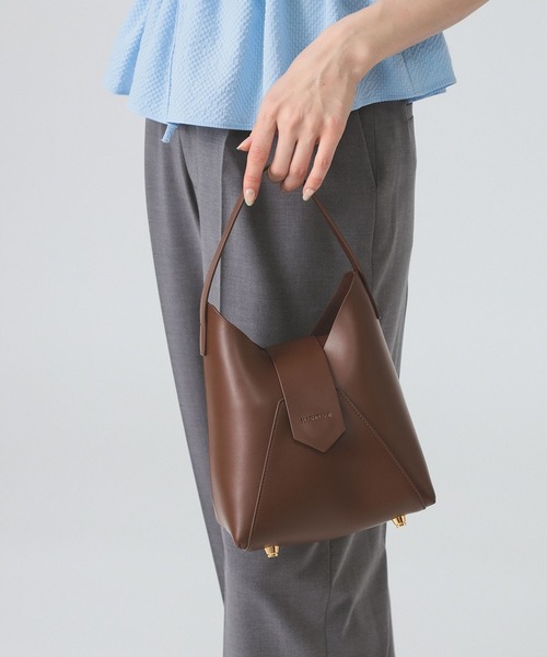 Ray BEAMS(レイビームス)の「【WEB限定】Hashibami / フェズ ワンハンドルバッグ(トートバッグ・レディース・ブラック/オフホワイト/ワイン/シルバー/ブラウン/グリーン系その他2/ダークブラウン/レッド系その他7・ONE SIZE)」の4枚目の写真