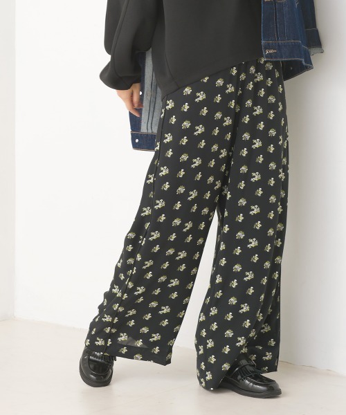 OMNES（オムネス）の「フラワープリントイージーパンツ（その他パンツ・レディース・ブラック/ブラウン・FREE）」の9枚目の写真