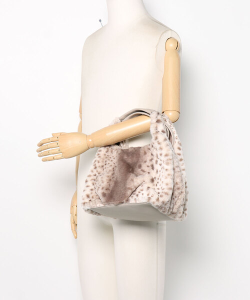 alcali（アルカリ）の「エムヴ　ファー使いハンドバッグ【取り扱い店舗限定】（ハンドバッグ・レディース・グレー/ブラウン・FREE）」の5枚目の写真