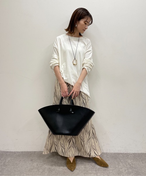 LOUNGEDRESS（ラウンジドレス）の「2way BIGロゴロンT（Tシャツ/カットソー・レディース・ブラック/オフホワイト・FREE）」の18枚目の写真