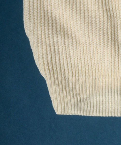ANPAS(アンパス)の「Hand Stitch Big Silhouette Knit Cardigan/ハンドステッチ ビッグシルエット ニットカーディガン(カーディガン/ボレロ・メンズ・ブラック/オフホワイト/グレイッシュベージュ/グレイッシュブルー・LL/M/L)」の5枚目の写真