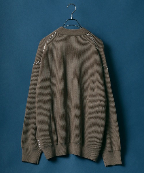 ANPAS(アンパス)の「Hand Stitch Big Silhouette Knit Cardigan/ハンドステッチ ビッグシルエット ニットカーディガン(カーディガン/ボレロ・メンズ・ブラック/オフホワイト/グレイッシュベージュ/グレイッシュブルー・LL/M/L)」の11枚目の写真