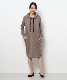 NICOLE white | 裏シャギー フードワンピース(ワンピース)