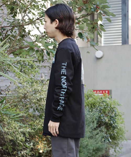 THE NORTH FACE(ザノースフェイス)の「THE NORTH FACE/ザ・ノースフェイス Men's L/S LOGO Play Tee グラフィックロゴ ロンT(Tシャツ/カットソー・メンズ・ブラック/ブルー/アイボリー/ホワイト/ブラック系その他・S/M/L/XL)」の16枚目の写真
