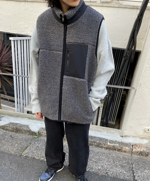 WHO'S WHO gallery（フーズフーギャラリー）の「【KOOKY'N/クーキー】ボアフリースベスト（ベスト・メンズ・ブラック/ネイビー/グレー・FREE）」の11枚目の写真