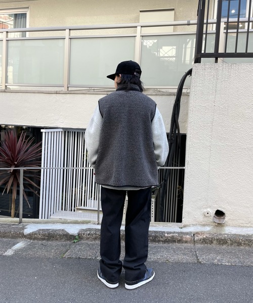 WHO'S WHO gallery（フーズフーギャラリー）の「【KOOKY'N/クーキー】ボアフリースベスト（ベスト・メンズ・ブラック/ネイビー/グレー・FREE）」の18枚目の写真