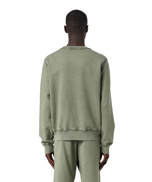 DIESEL(ディーゼル)の「メンズ スウェット プルオーバ レギュラーフィット(スウェット・メンズ・サンドベージュ/オリーブ/ブラウン系その他/ネイビー・LARGE/XX-LARGE/SMALL/MEDIUM/X-LARGE/X-SMALL/XXX-LARGE)」の21枚目の写真