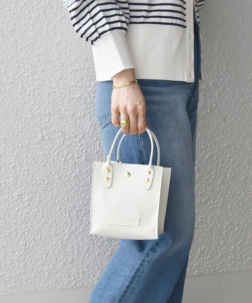 The Container Shop（ザ コンテナショップ）の「【SHIPS any別注】The Container Shop: 22SS スクエア 2WAY レザー ショルダー バッグ S（ショルダーバッグ・レディース・ホワイト/ライトブルー/イエロー・ONE SIZE）」の4枚目の写真