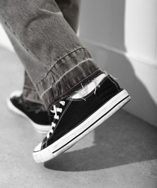 NILWAY（ニルウェイ）の「ヘビーオンスヘムダメージセンタープレスワイドデニムパンツ（デニムパンツ・メンズ・オフホワイト/サックスブルー/チャコール・MEDIUM/LARGE/X-LARGE）」の17枚目の写真