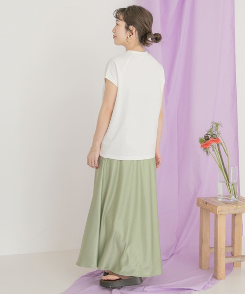 ITEMS URBANRESEARCH(アイテムズ アーバンリサーチ)の「サテンフレアスカート(スカート・レディース・イエロー/グリーン/アイボリー・FREE)」の16枚目の写真