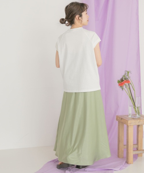 ITEMS URBANRESEARCH(アイテムズ アーバンリサーチ)の「サテンフレアスカート(スカート・レディース・イエロー/グリーン/アイボリー・FREE)」の7枚目の写真