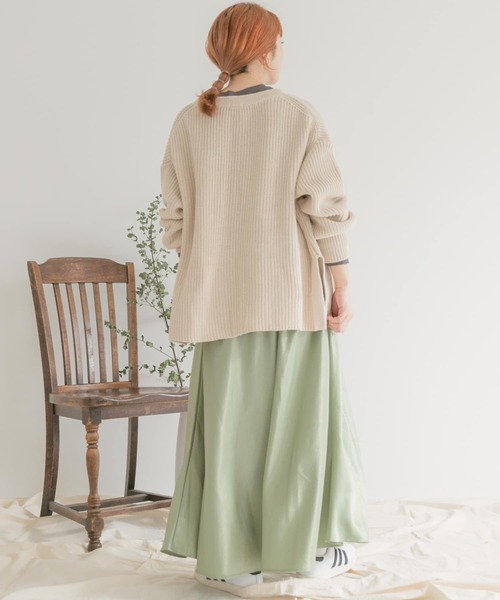 ITEMS URBANRESEARCH(アイテムズ アーバンリサーチ)の「サテンフレアスカート(スカート・レディース・イエロー/グリーン/アイボリー・FREE)」の14枚目の写真