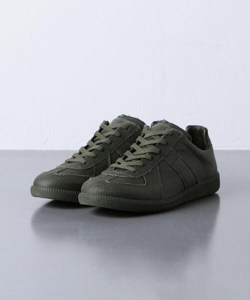 Maison Margiela(メゾンマルジェラ)の「<MAISON MARGIELA(メゾン マルジェラ)> レプリカ スニーカー■■■(スニーカー・メンズ・オリーブ・40/41/42)」の1枚目の写真