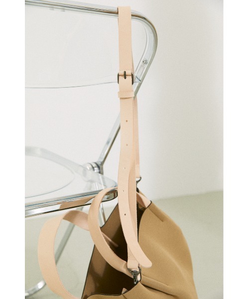 BLACK BY MOUSSY（ブラックバイマウジー）の「2way mini tote bag(2ウェイミニトートバック）（トートバッグ・レディース・ブラック/ベージュ・FREE）」の11枚目の写真