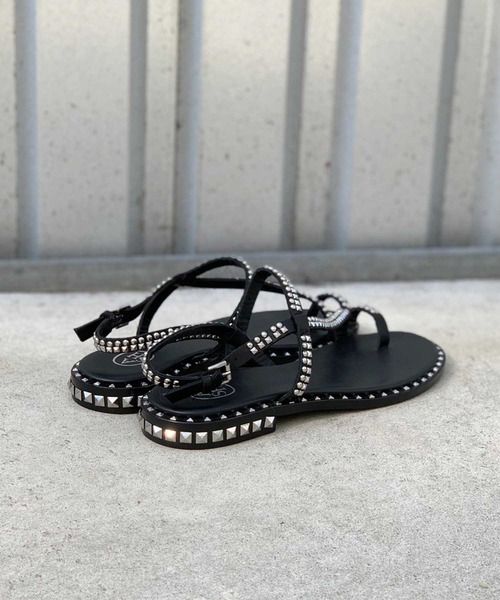 ASH（アッシュ）の「【PEARL】スタッズトングサンダル（サンダル・レディース・ブラック・35/36/37/38/39）」の3枚目の写真