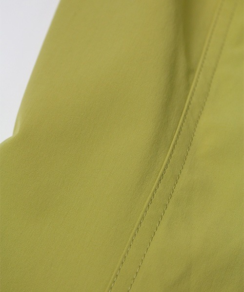 D.M.G.（ドミンゴ）の「[D.M.G. /ディーエムジー]　ナイロンクロス　パッカブルコート（ステンカラーコート・レディース・イエロー系その他/ブラック/ライトグリーン/ネイビー・3/2）」の7枚目の写真