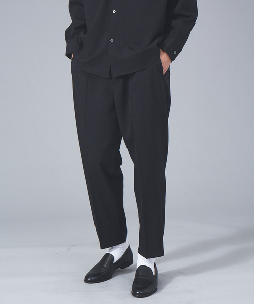 MYSELF ABAHOUSE（マイセルフアバハウス）の「【MYSELF ABAHOUSE】ポリツイル ルーズ タック イージーパンツ（スラックス・メンズ・ベージュ/サックスブルー/ピンクベージュ/ブラック・46/48）」の2枚目の写真