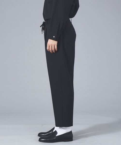 MYSELF ABAHOUSE（マイセルフアバハウス）の「【MYSELF ABAHOUSE】ポリツイル ルーズ タック イージーパンツ（スラックス・メンズ・ベージュ/サックスブルー/ピンクベージュ/ブラック・46/48）」の12枚目の写真