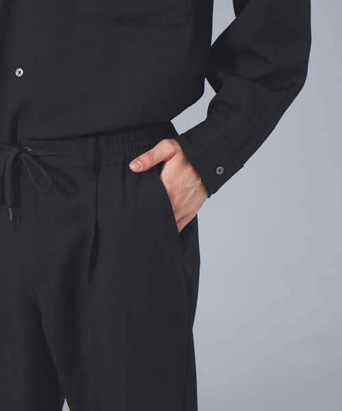 MYSELF ABAHOUSE（マイセルフアバハウス）の「【MYSELF ABAHOUSE】ポリツイル ルーズ タック イージーパンツ（スラックス・メンズ・ベージュ/サックスブルー/ピンクベージュ/ブラック・46/48）」の16枚目の写真