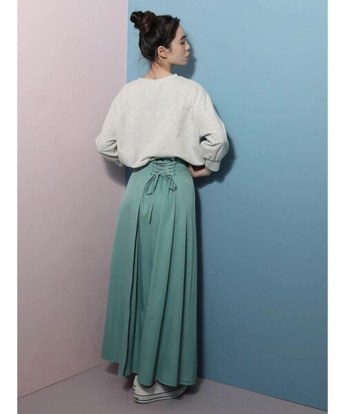 RAY CASSIN FAVORI(レイカズンフェバリ)の「・RAY CASSIN サテン刺繍ウラケプルオーバー(パーカー・レディース・オレンジ/ブラック/ホワイト系その他/グリーン・FREE)」の13枚目の写真