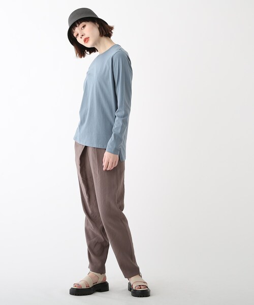 OPAQUE.CLIP(オペークドットクリップ)の「◆オーガニックコットン強撚天竺 ロングスリーブTシャツ(Tシャツ/カットソー・レディース・ホワイト系/ブラック/ホワイト系その他3/ブラウン系その他5/ブルー系7・36/38/40/42)」の18枚目の写真