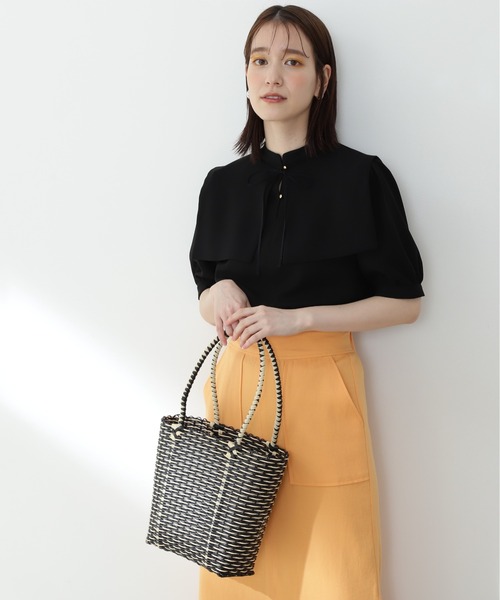 N.（N. Natural Beauty Basic）（エヌエヌナチュラルビューティーベーシック）の「◆襟付とろみ５分袖ブラウス（Tシャツ/カットソー・レディース・ブラック/ブルー/ホワイト・MEDIUM）」の6枚目の写真