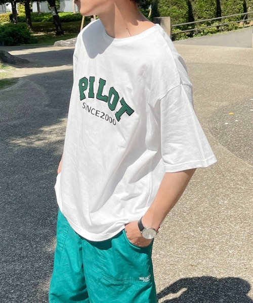 PairPair（ペアペア）の「アーチロゴカレッジプリントTEE(ユニセックス)（Tシャツ/カットソー・メンズ・オフホワイト/マスタード/ホワイト系・MEDIUM/LARGE）」の10枚目の写真