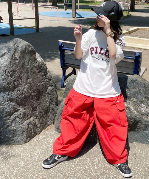 PairPair（ペアペア）の「アーチロゴカレッジプリントTEE(ユニセックス)（Tシャツ/カットソー・メンズ・オフホワイト/マスタード/ホワイト系・MEDIUM/LARGE）」の16枚目の写真