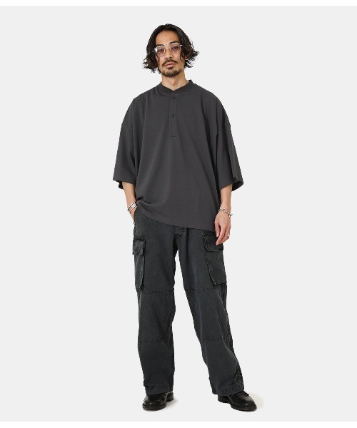 PORT BY ARK（ポートバイアーク）の「PORT BY ARK / ポートバイアーク：Henry neck SS T-shirt：PO11-T005[COR]（Tシャツ/カットソー・メンズ・オフホワイト/チャコール・2）」の22枚目の写真