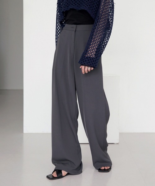 UNE MANSION（ユヌマンション）の「ワイドバックゴムスラックス（スラックス・レディース・スカイブルー/ブラック/ミント/クリーム/チャコール・SMALL/MEDIUM/LARGE）」の3枚目の写真